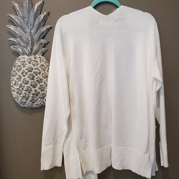 Cute White Cardigan - Picture 6 of 7